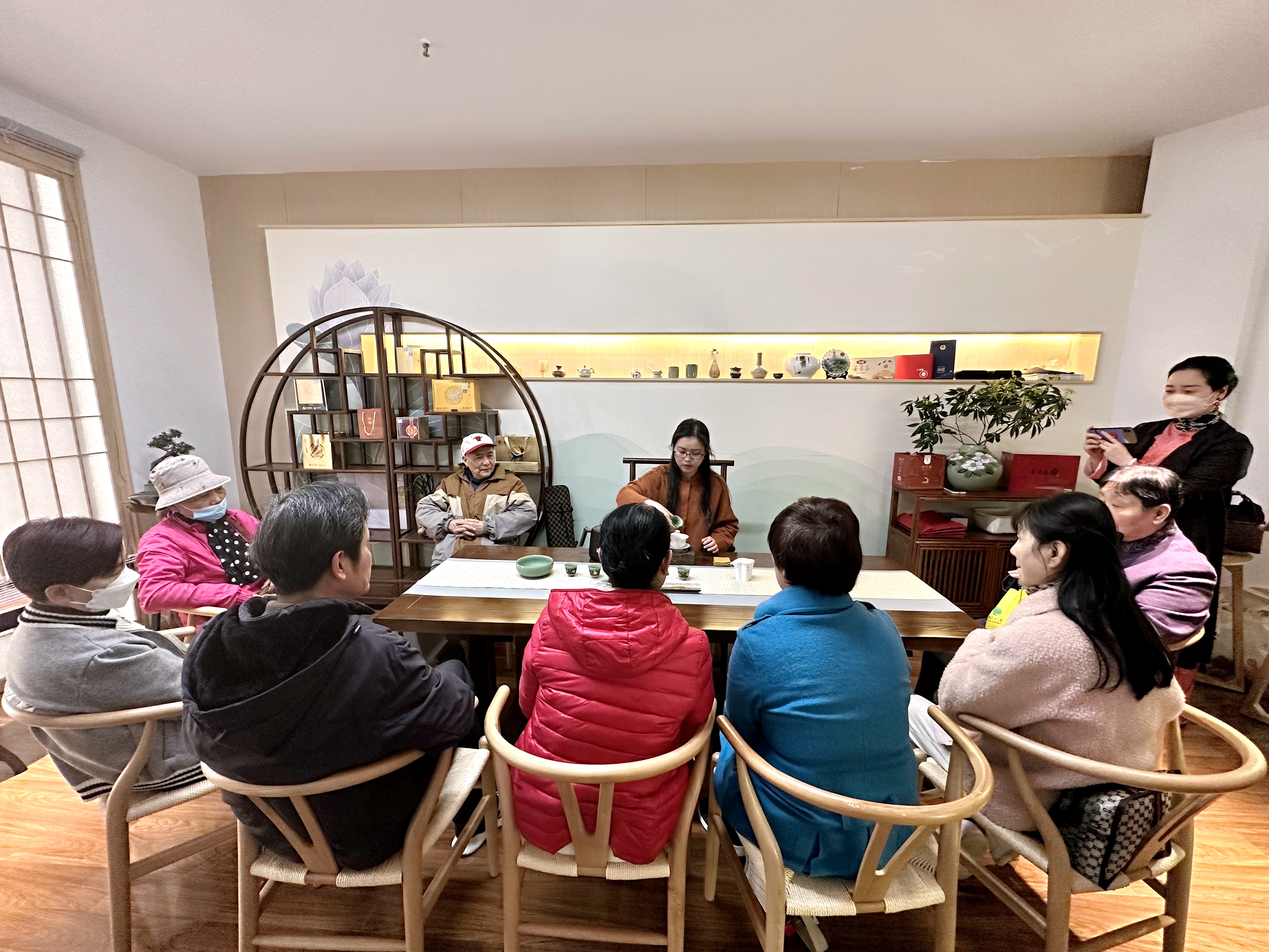 B体育（中国）国际平台,B SPORTS狮峰制茶公司开展茶文化公益活动